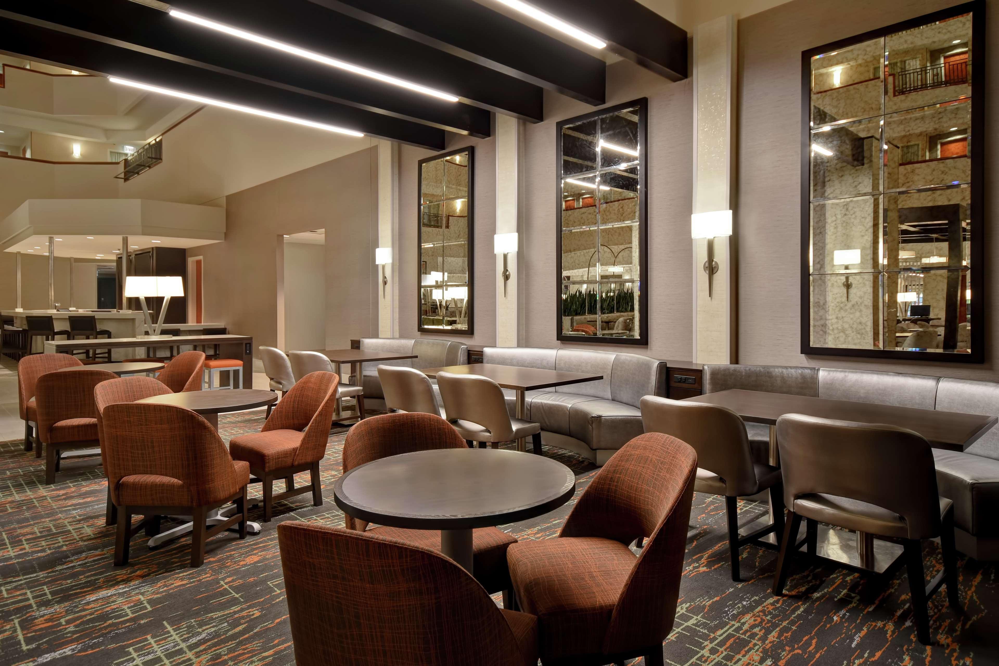 Embassy Suites Little Rock Eksteriør bilde