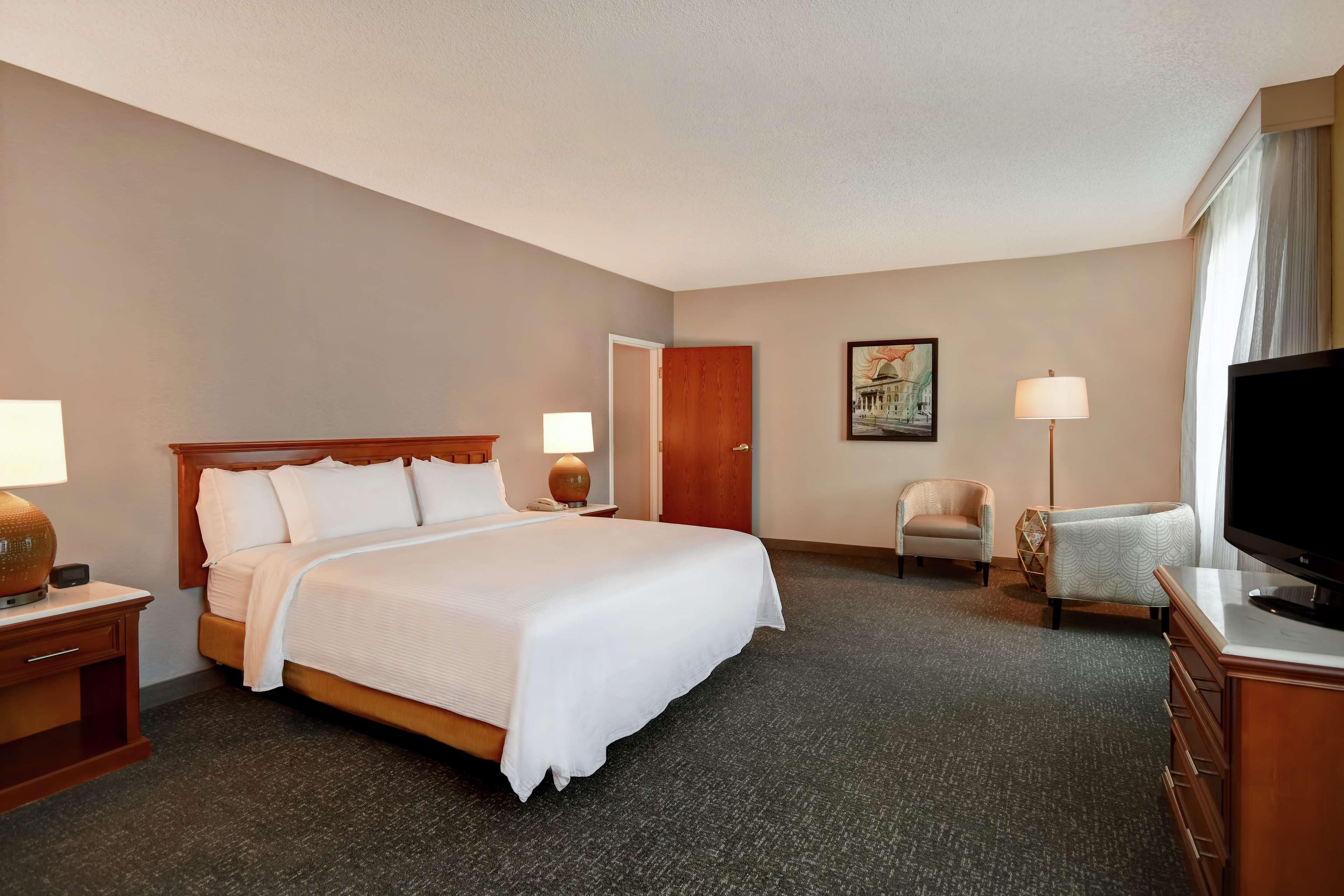 Embassy Suites Little Rock Eksteriør bilde