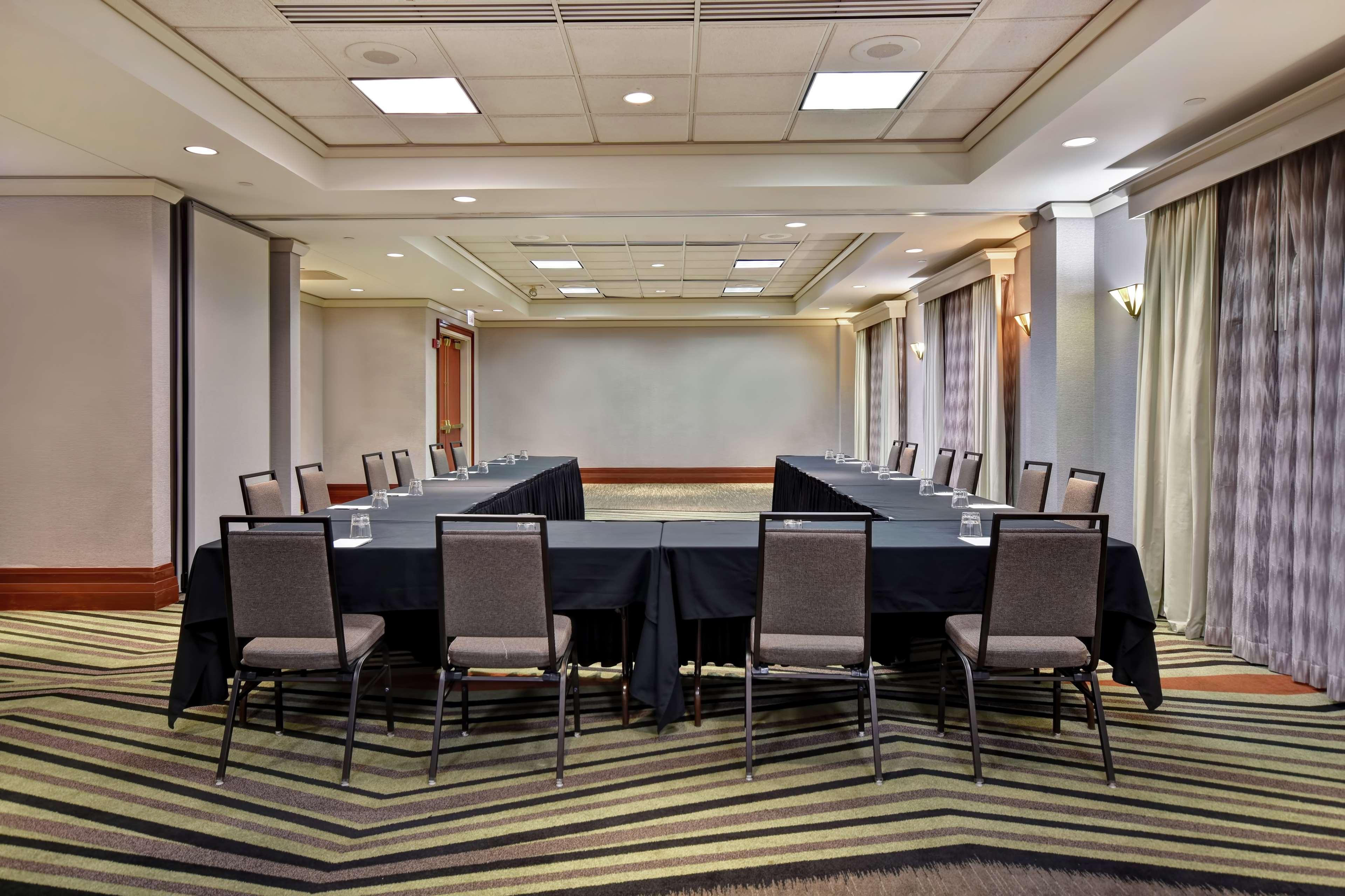 Embassy Suites Little Rock Eksteriør bilde