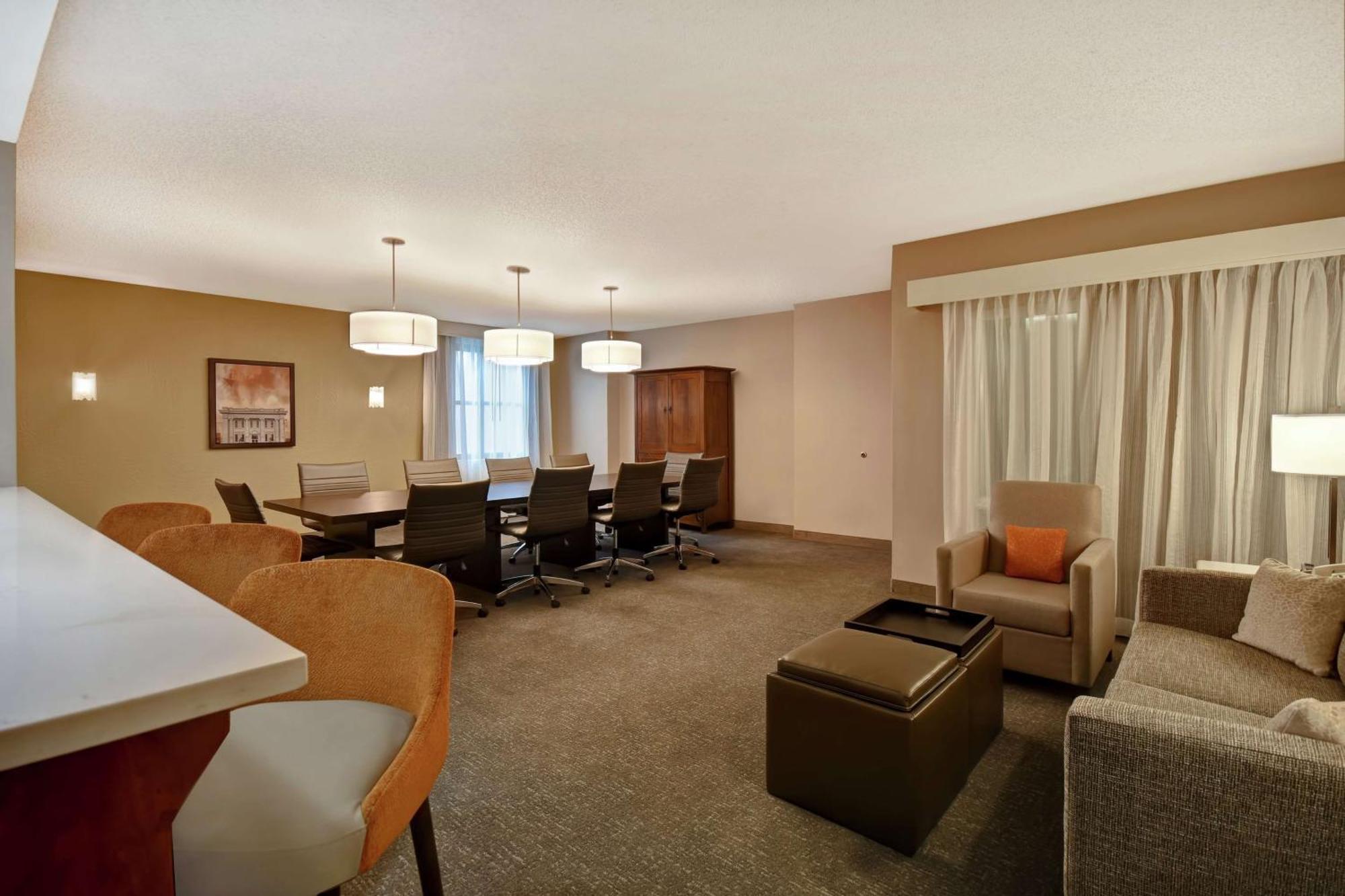 Embassy Suites Little Rock Eksteriør bilde